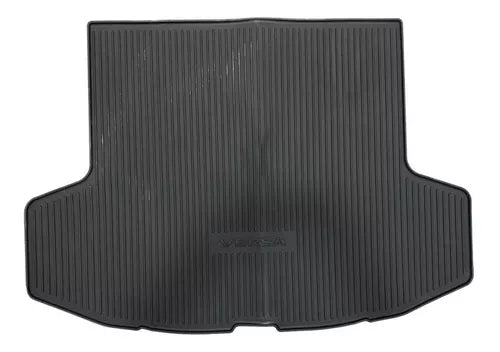Tapete de Cajuela Uso Rudo Nissan Versa V-Drive 2020-2023
